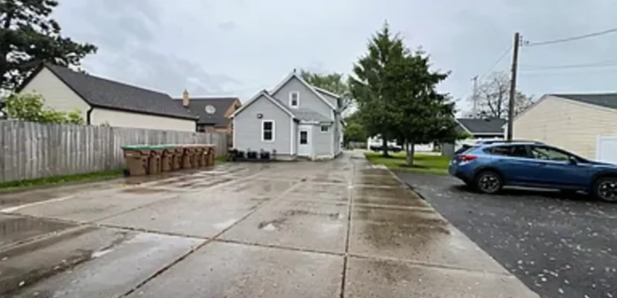 80 Meadow Pl APT 3, Buffalo, NY 14225