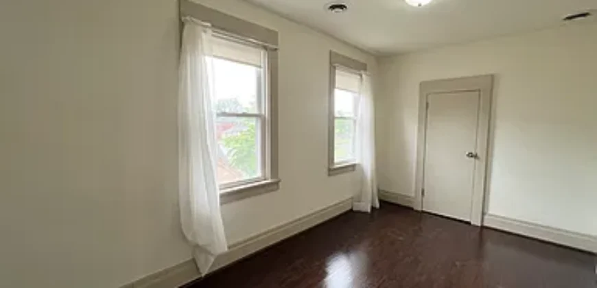 80 Meadow Pl APT 3, Buffalo, NY 14225