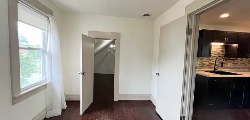 80 Meadow Pl APT 3, Buffalo, NY 14225