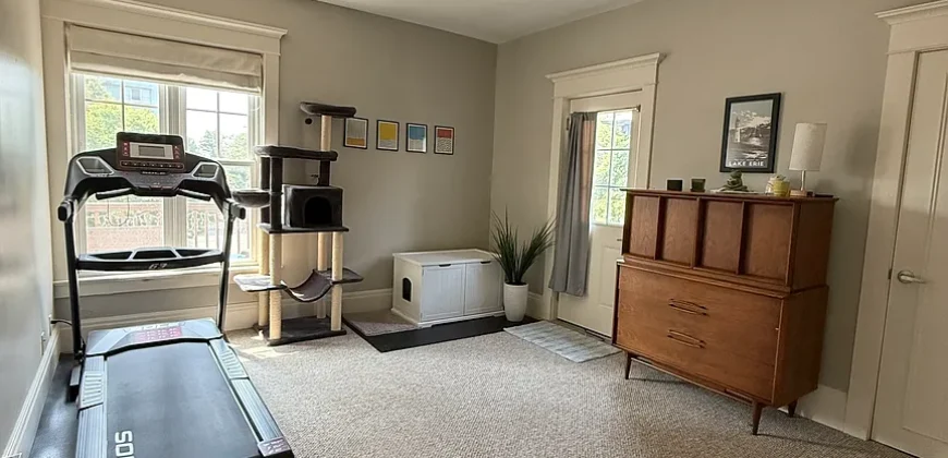 1093 Delaware Ave APT 3, Buffalo, NY 14209