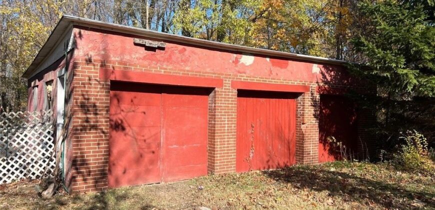 642 Monroe Avenue, Angola, NY 14006