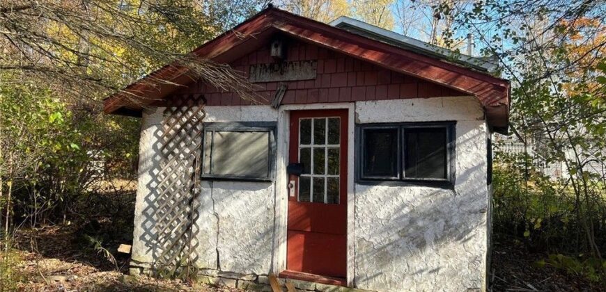 642 Monroe Avenue, Angola, NY 14006