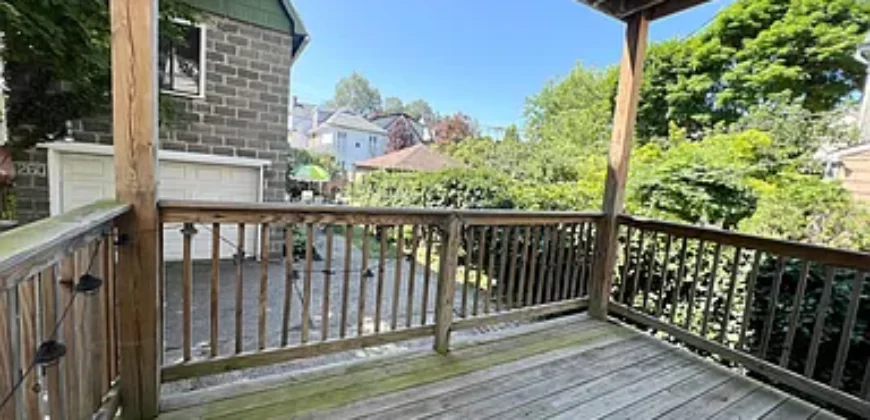 260 Lexington Ave #1, Buffalo, NY 14222